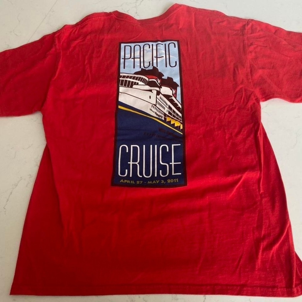 Disney Cruise Line Pacific Coast‎ Cruise Shirt Large Red Dated Sailing Tee 2011